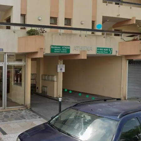 Studio Renove Climatise Avec Parking A La Faviere - Fr-1-610-65 Διαμέρισμα
