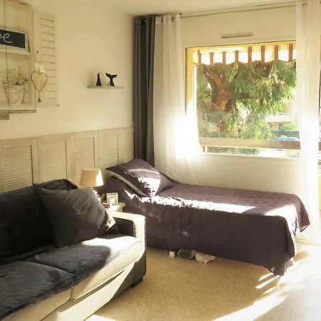 Studio Renove Climatise Avec Parking A La Faviere - Fr-1-610-65 Διαμέρισμα Bormes-les-Mimosas